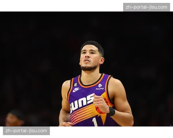 太阳77-92不敌开拓者,布克缺阵球队进攻乏力 太阳77-92不敌开拓者,布克缺阵球队进攻乏力